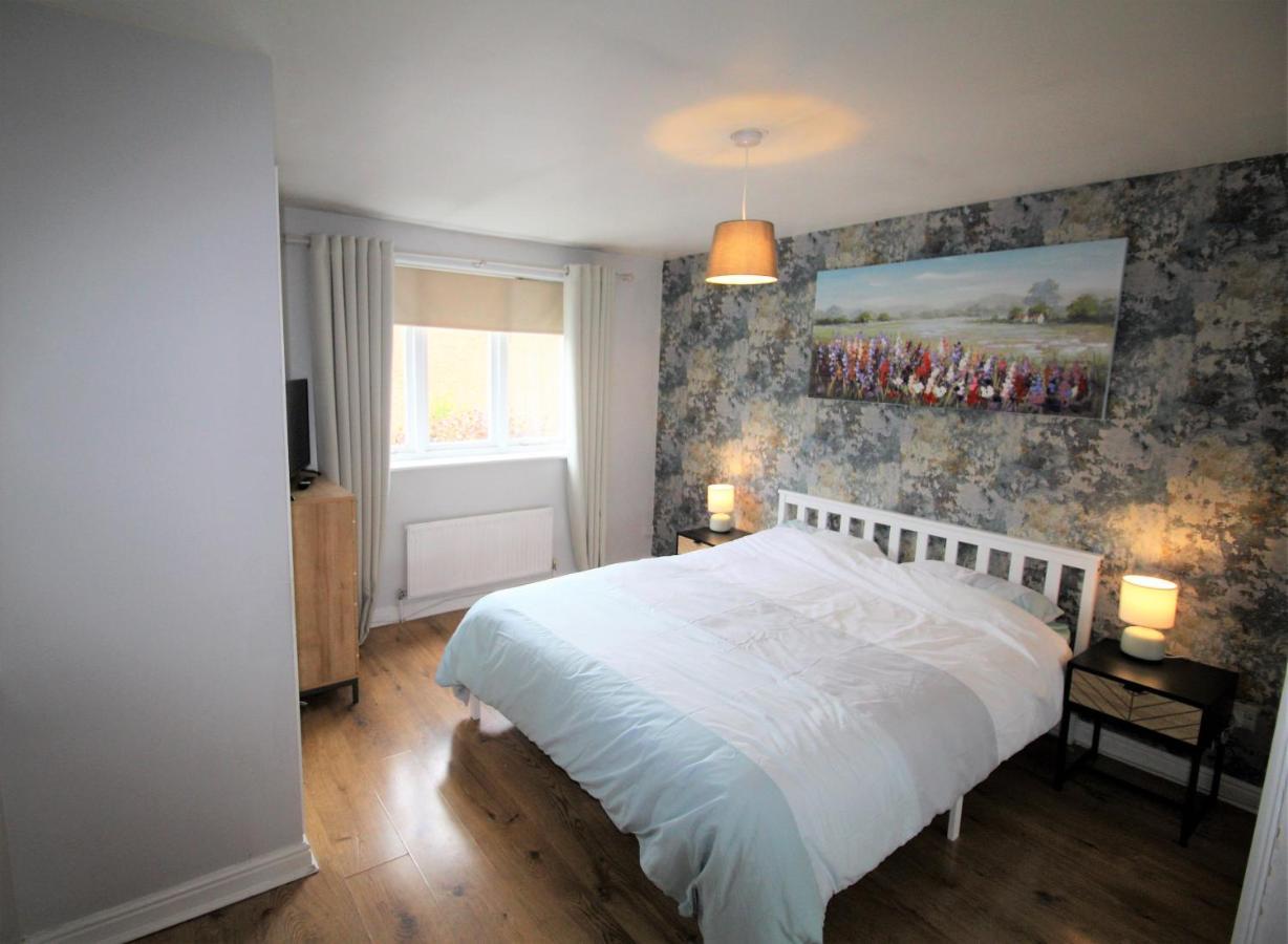 Doncaster - Warmsworth - Great Customer Feedback - 3 Bed Detached House - Private Garden & Parking Plus Garage - Quiet Cul De Sac Location - Dog Friendly - Fast Wifi - Close To Motorway Access المظهر الخارجي الصورة